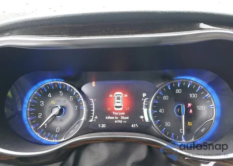 2023 Chrysler Pacifica Limited Awd z USA, uszkodzony, nr VIN 2C4RC3GG9PR576687